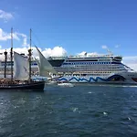 Ferienhaus am Yachthafen, Strandlaeufer